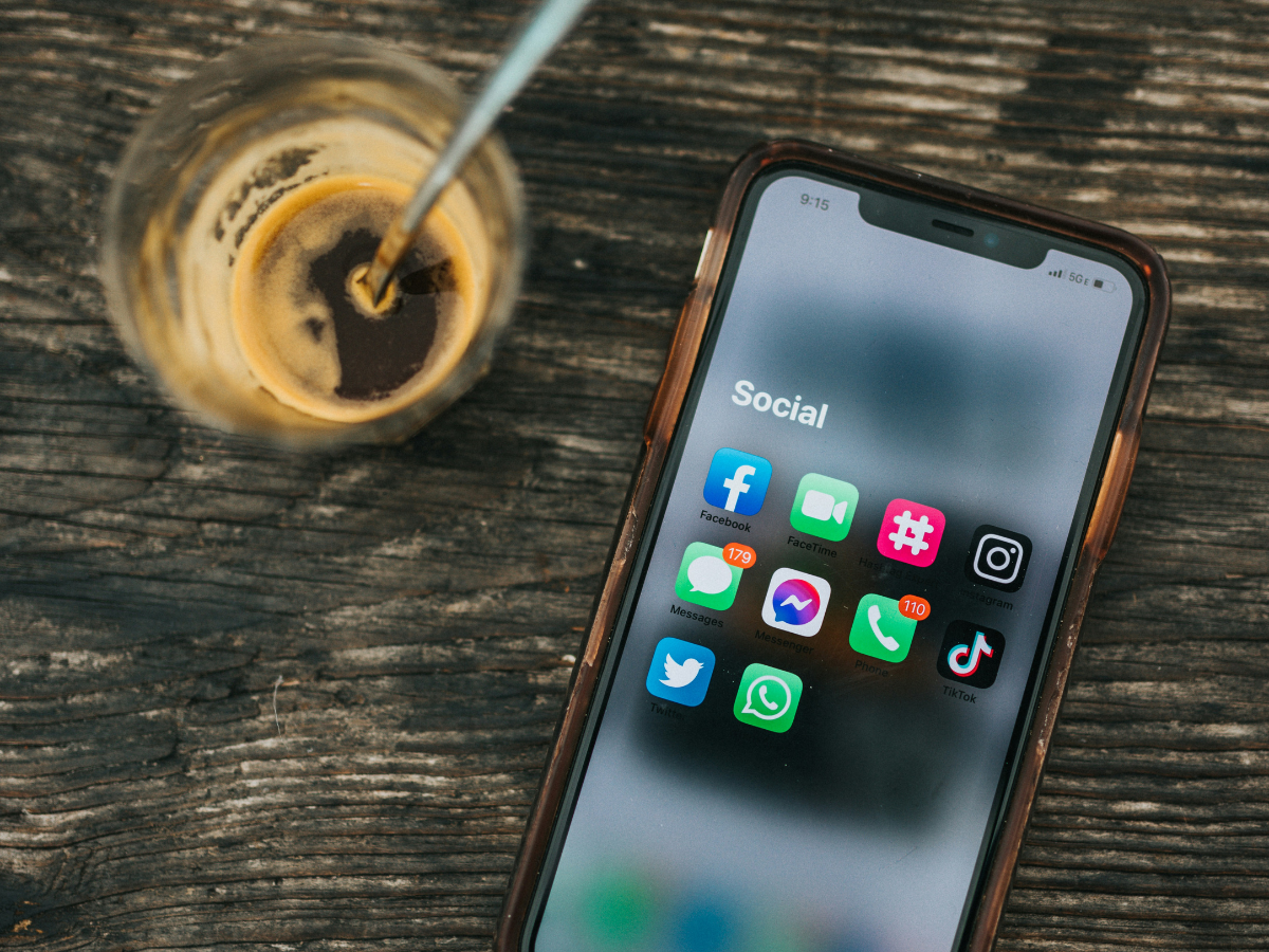 How Social Media Is Shaping the Rising Generation’s Approach to Money
